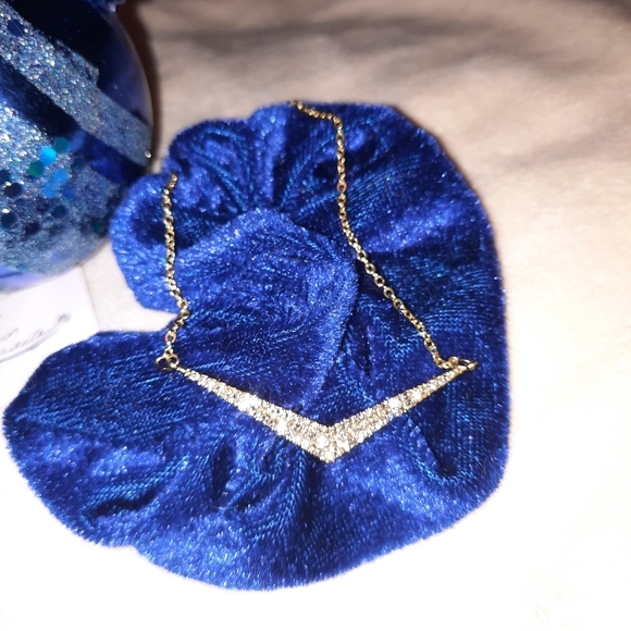 JULES SMITH | 14K Gold Plated Crystals Pave Pendant & Matching Earrings Set - Picture 9 of 14